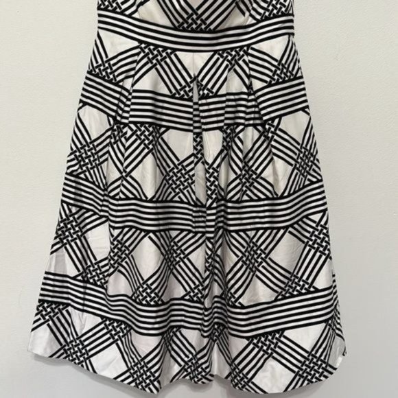 WHBM Lattice Print Strapless Midi Dress Size 2 - Picture 4 of 9